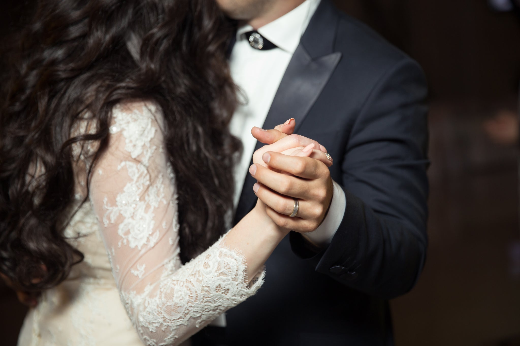 What to do when your parents try to control your wedding